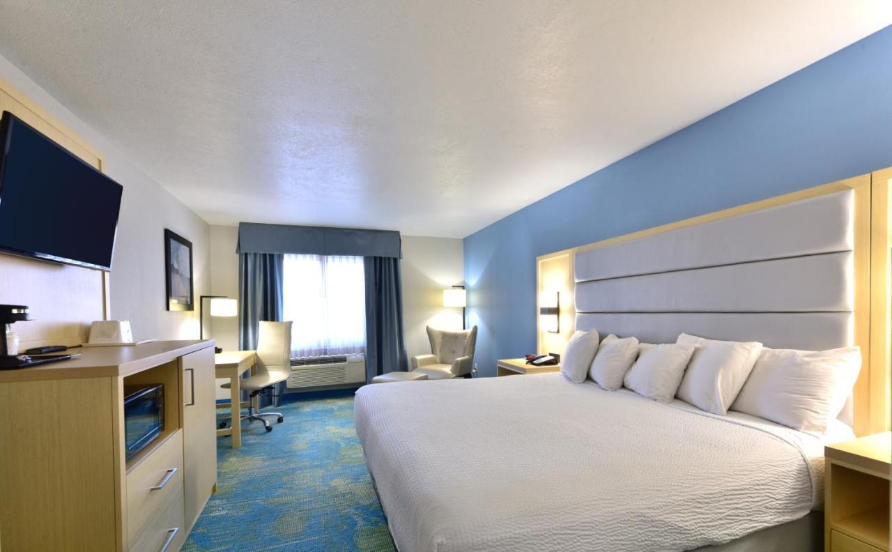 Days Inn By Wyndham Springville Luaran gambar