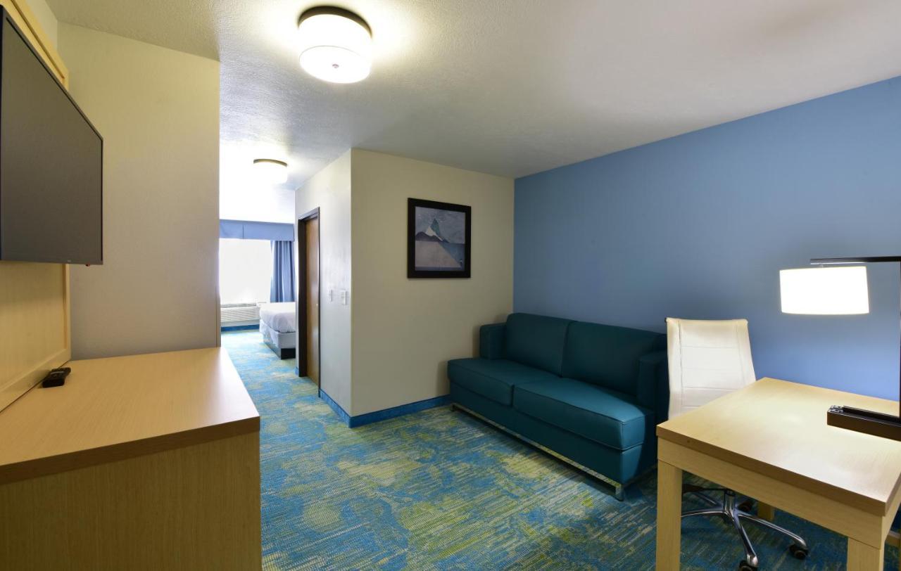 Days Inn By Wyndham Springville Luaran gambar