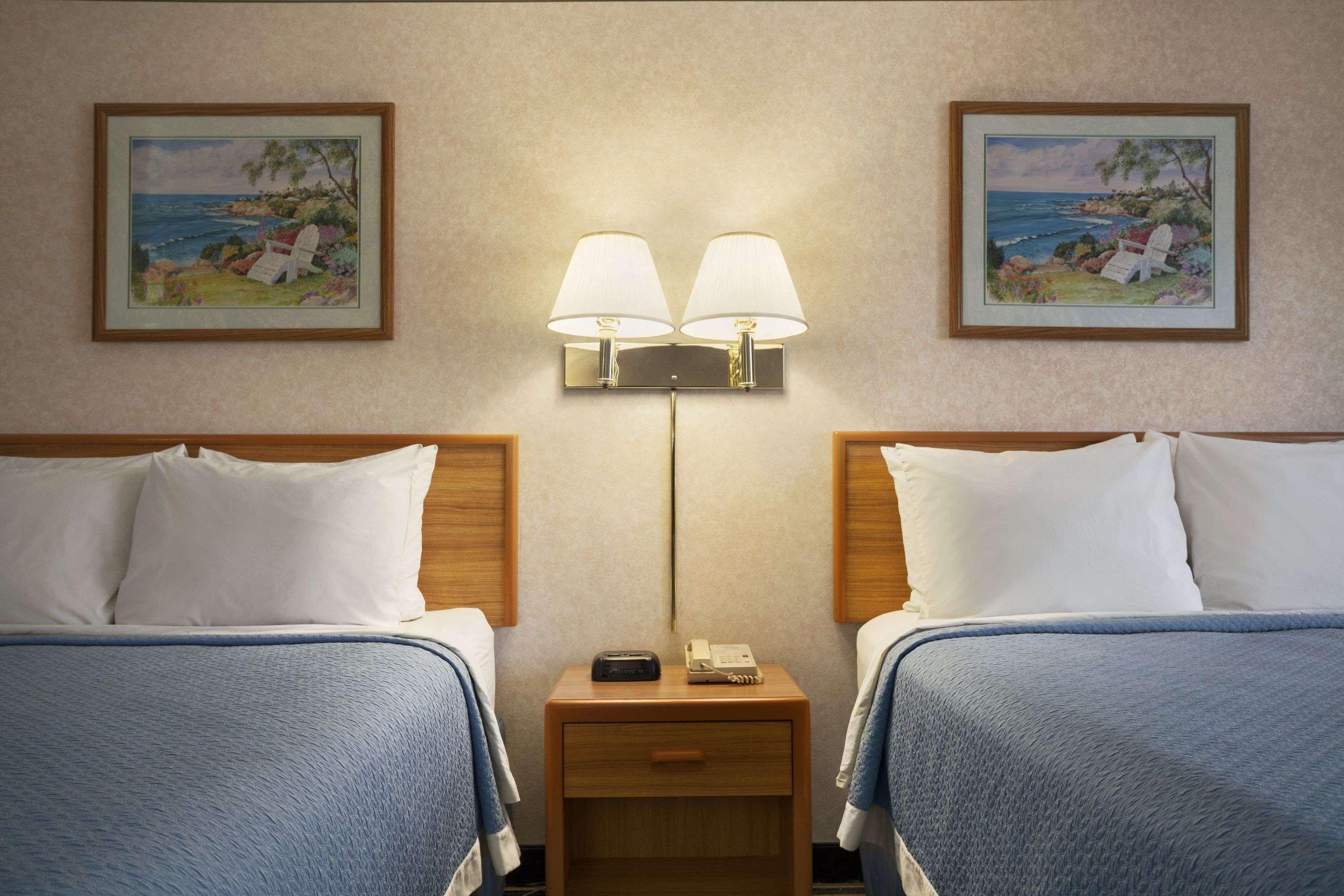 Days Inn By Wyndham Springville Luaran gambar
