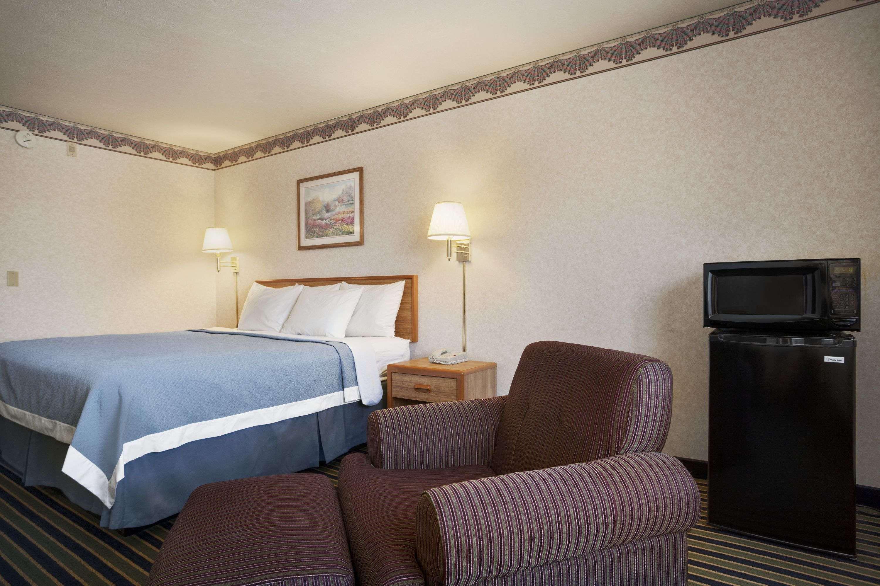 Days Inn By Wyndham Springville Luaran gambar