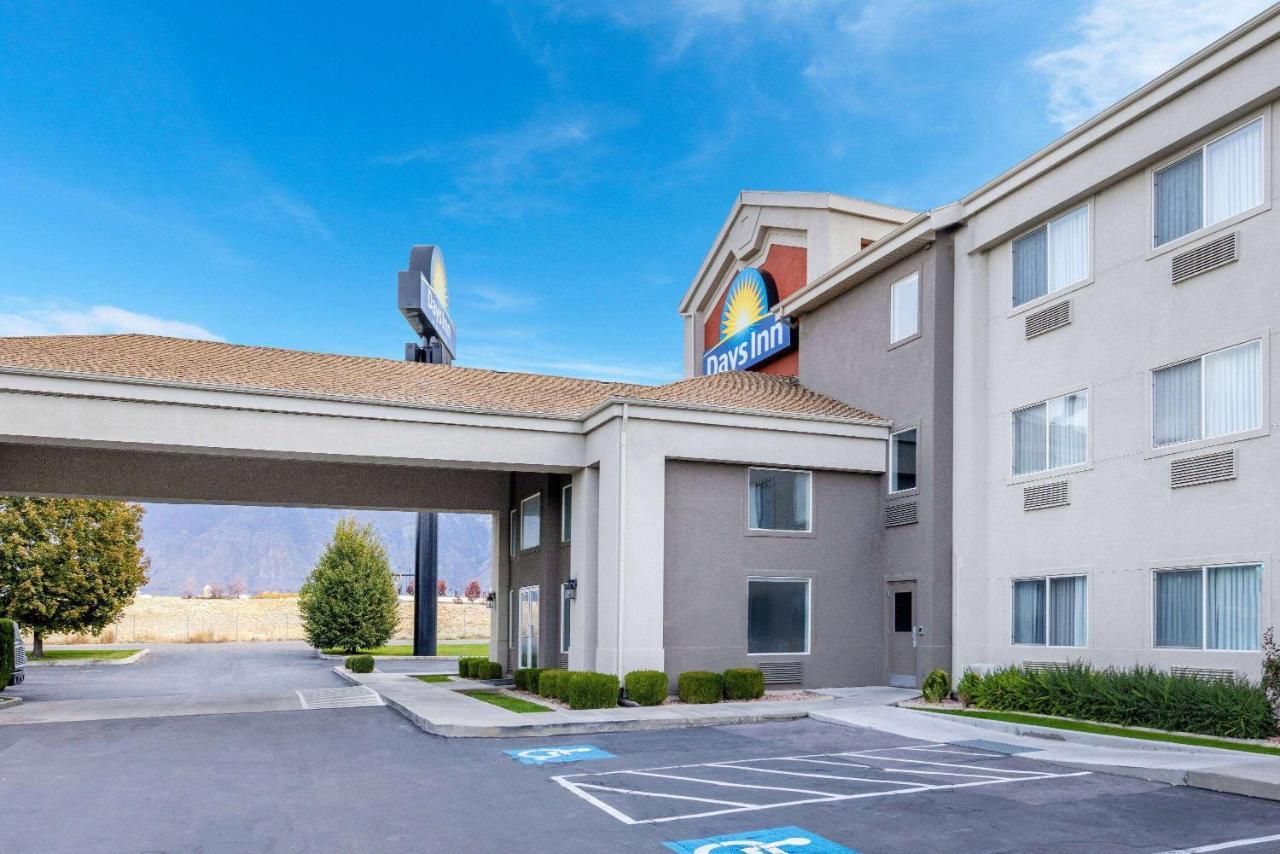 Days Inn By Wyndham Springville Luaran gambar