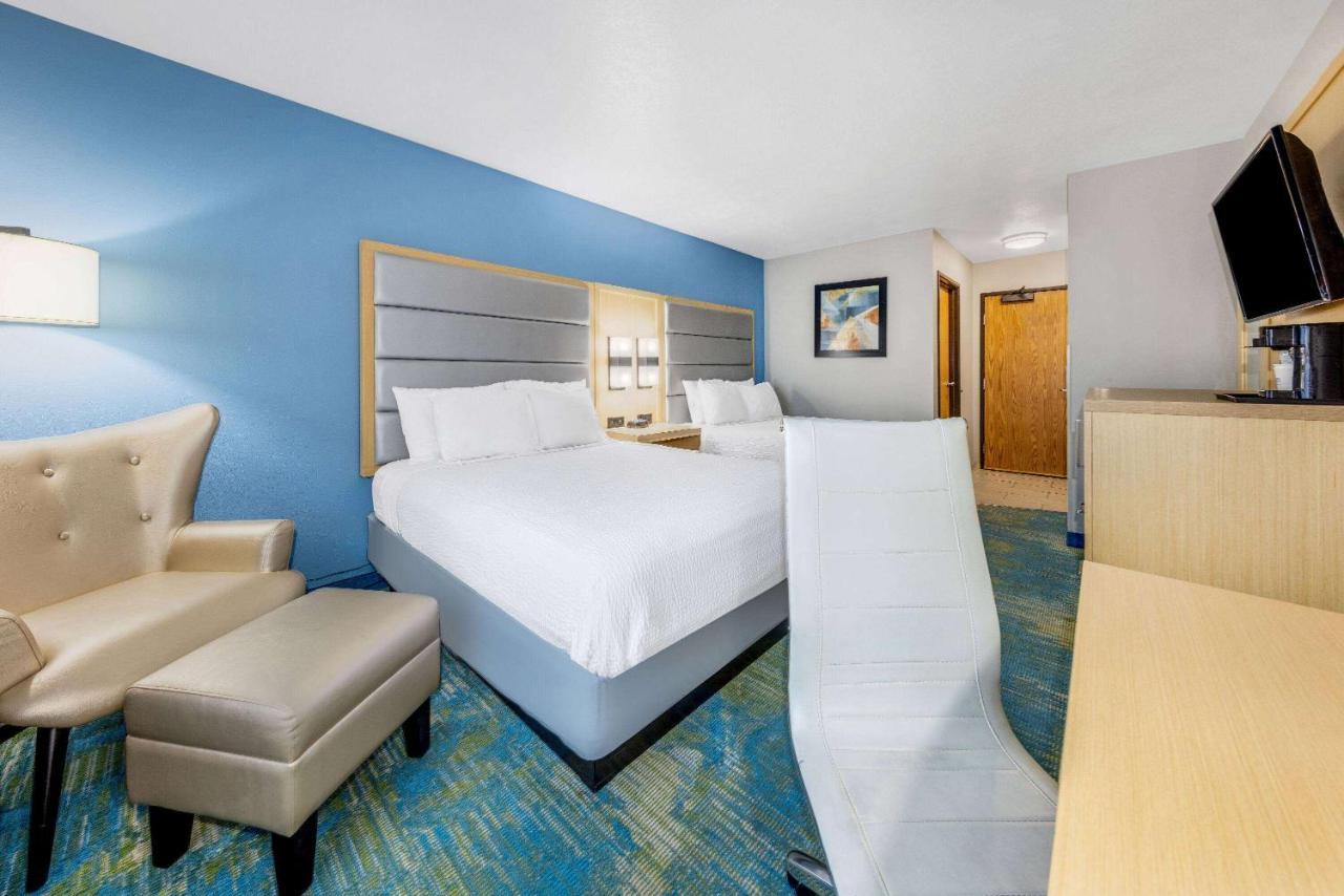 Days Inn By Wyndham Springville Luaran gambar