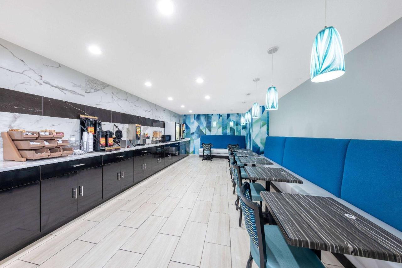 Days Inn By Wyndham Springville Luaran gambar