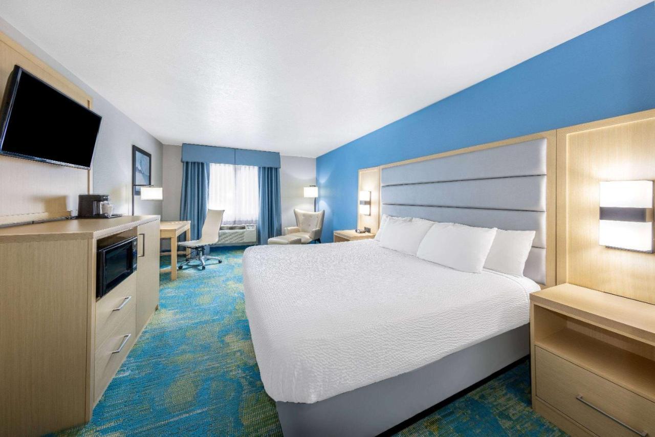 Days Inn By Wyndham Springville Luaran gambar