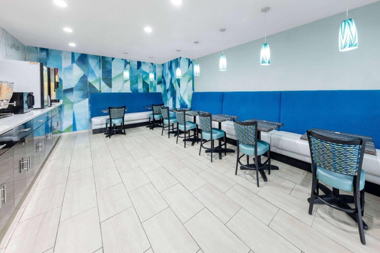 Days Inn By Wyndham Springville Luaran gambar